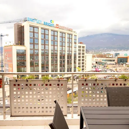 Apartamento Cozy With Mountain View & Parking Sófia